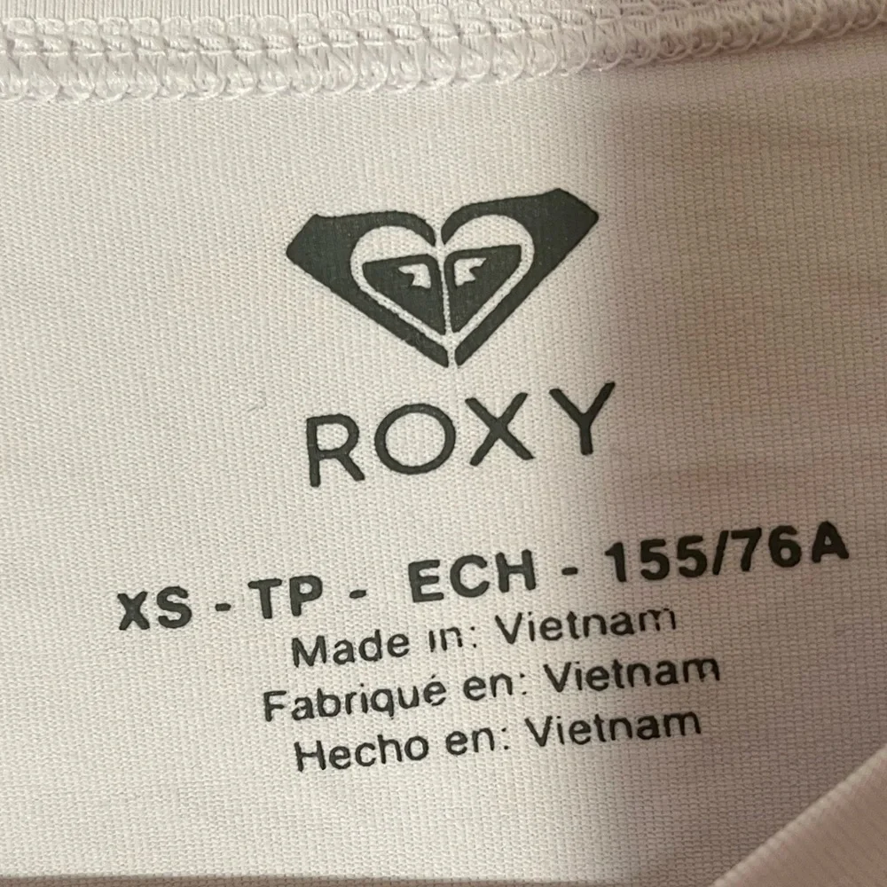 Roxy Rashguard - Picture 3 of 3